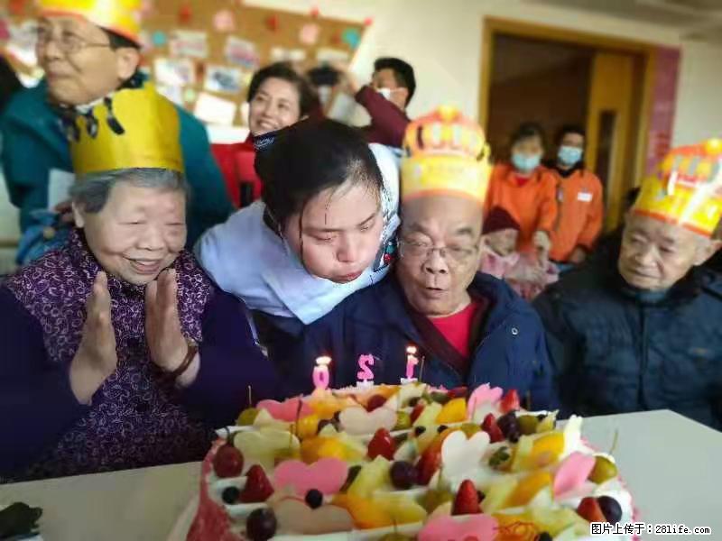 上海国企养老院，星级酒店环境，招聘养老护工 - 职场交流 - 银川生活社区 - 银川28生活网 yinchuan.28life.com