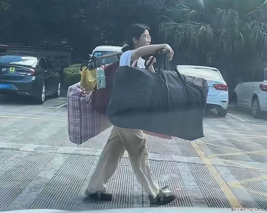 全网追的“扁担女孩”，找了一份暑假工，时薪12元 - 银川生活资讯 - 银川28生活网 yinchuan.28life.com